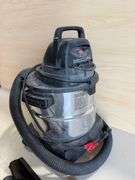 5 Gal Shop Vac w/ Accessories