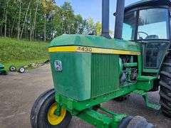John Deere 4430 tractor