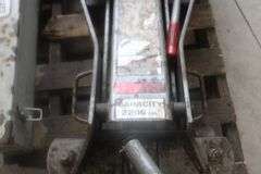 Gray transmission jack w/accessories