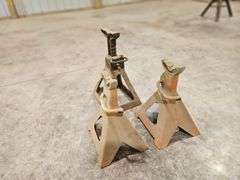(3) Jack Stands