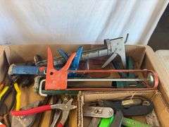Caulk Guns, Utility Knives, & Other Hand Tools