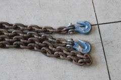 18' log chain w/good hooks