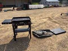 2-Burner "Flat Iron" Grill