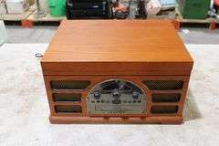 Crosley turn table/CD/Radio/Cassette player