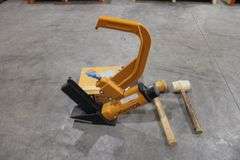 Bostitch wood flooring stapler w/staples