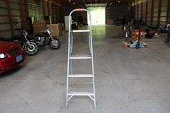 Alum. step ladder