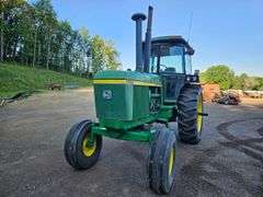 John Deere 4430 tractor