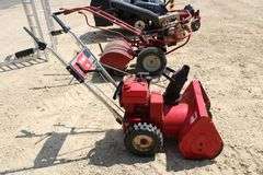 Toro 521 gas snow blower