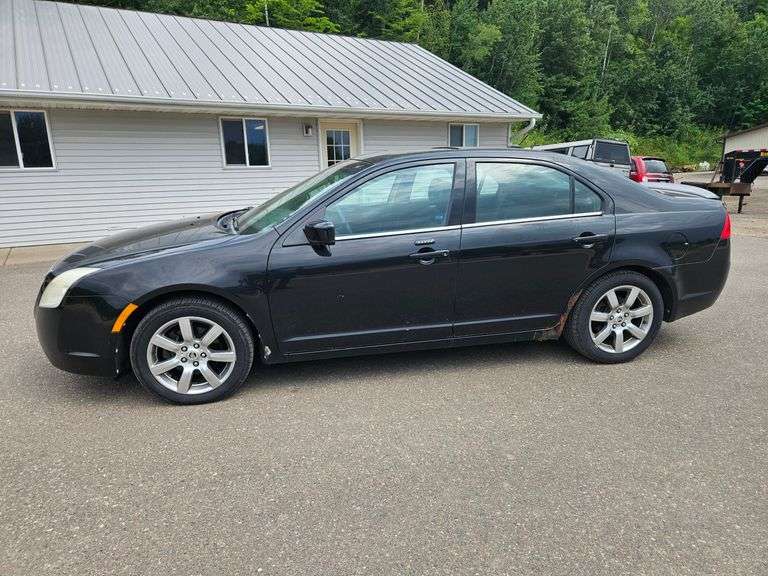 2010 Mercury Milan
