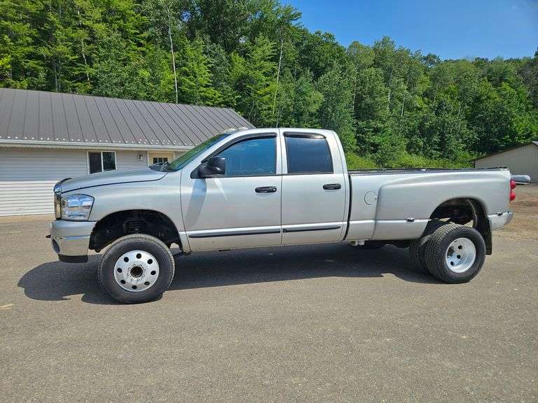 2007 Dodge Ram 3500 4x4 Truck