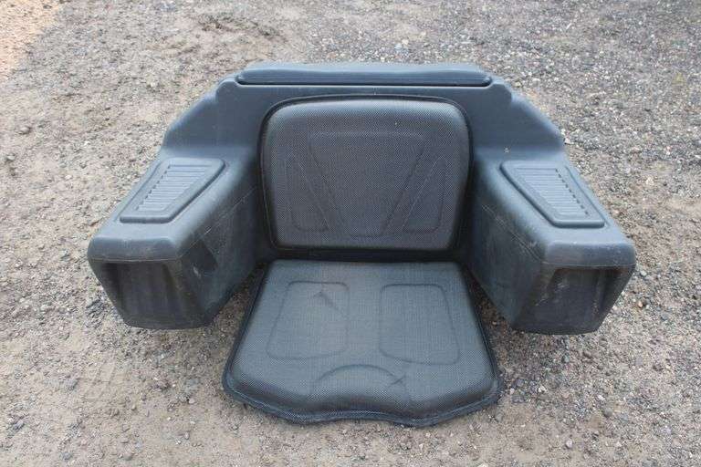 Kolpin hard plastic storage box / back rest