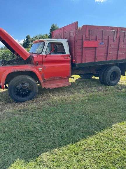 1964 Chevy Grain Truck (off-site)