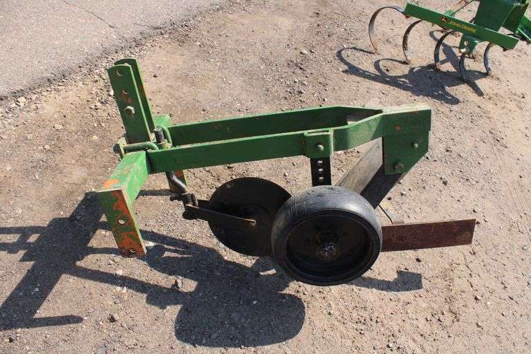 3pt. garden tractor plow