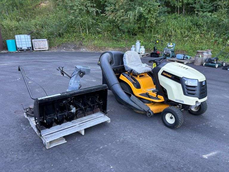 Cub Cadet Riding Lawn Mower