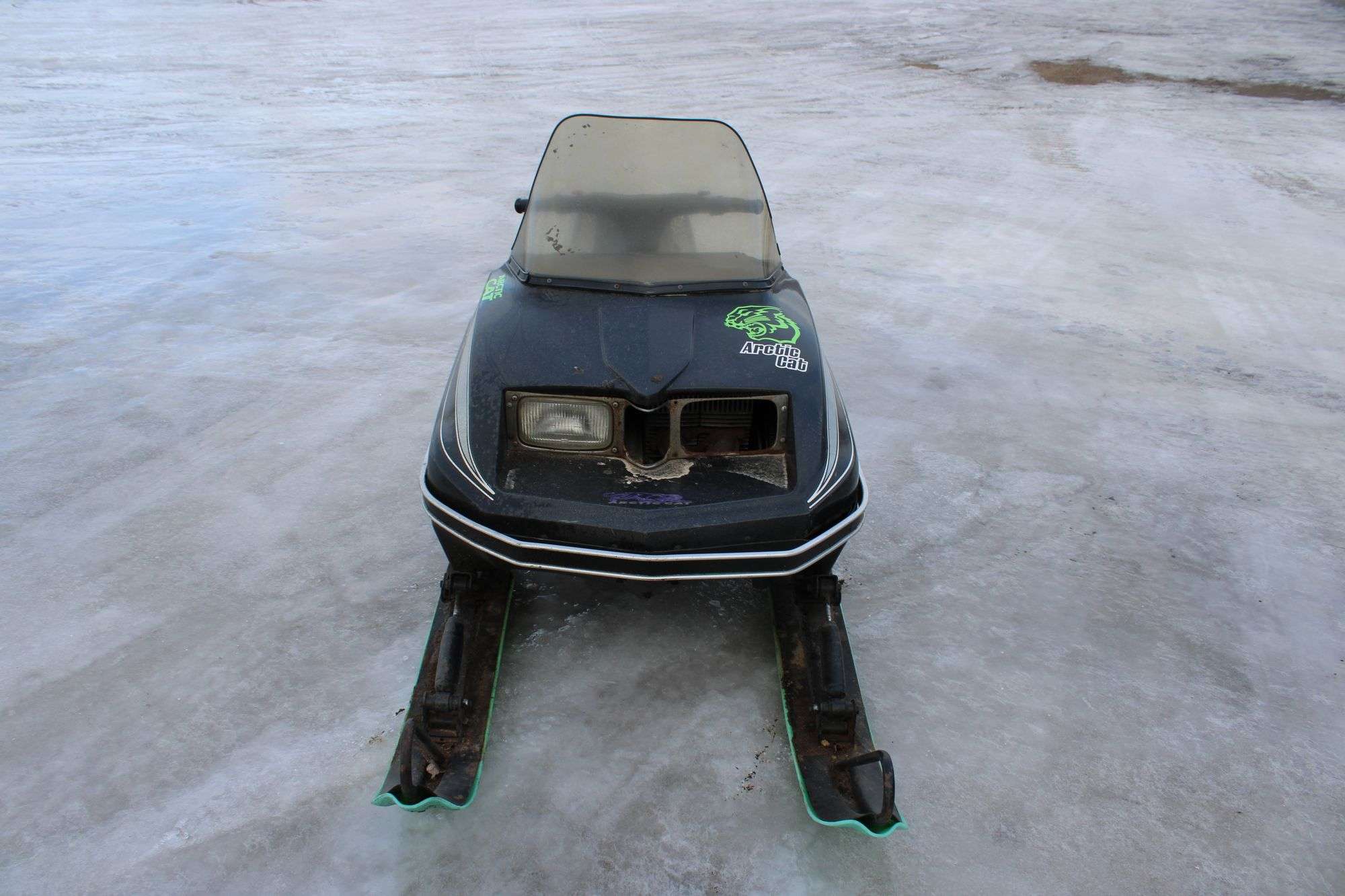 arctic ジャグ　ヴィンテージ　希少 1975 Arctic Cat Jag 340 snowmobile - Lee Real Estate & Auction Service