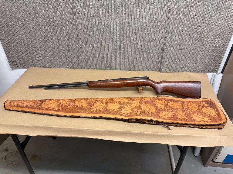 Remington .22 rifle - Lee Real Estate & Auction Service