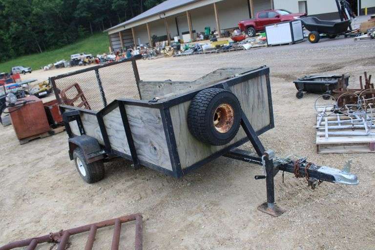 4' x 8' single axle trailer w/rear ramp gate
