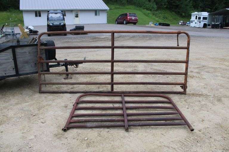 2 pipe gates
