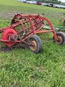 Massey Model 36 6 Bar Rake - Maring Auction Co LLC
