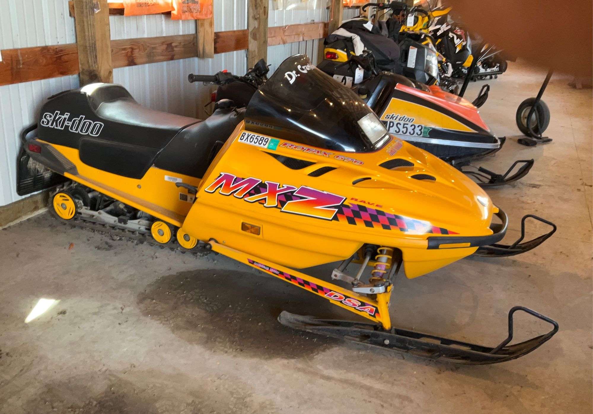 1997 Ski-Doo MXZ R.A.V.E. Rotax 670 Turbo Snowmobile, 914 Miles