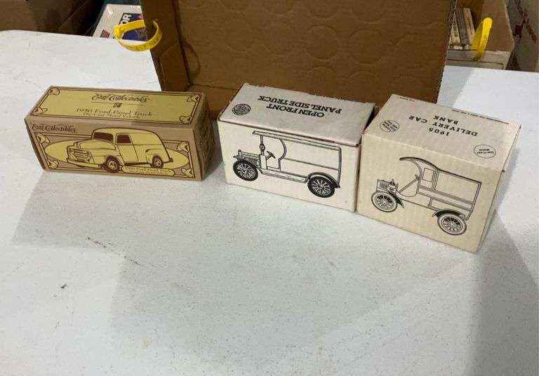 Ertl 1/34 scale diecast truck banks