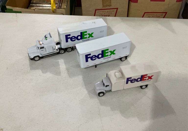 Fed Ex tractor/trailer scale models, Fed Ex scale model truck