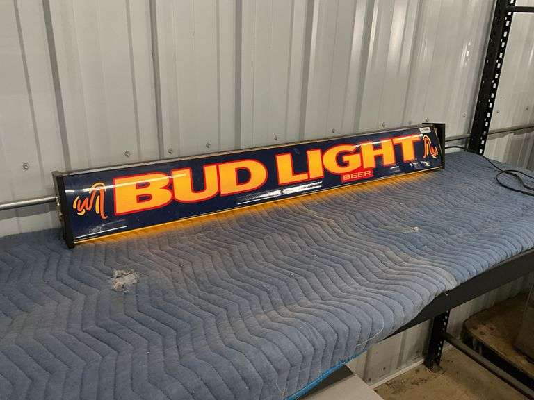 Bud Light Lighted Sign, Lights Up, 6