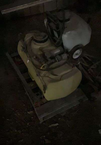 30 gallon mountable sprayer with boom 12 V pump(condition unknown), wheeled spray tank with hose