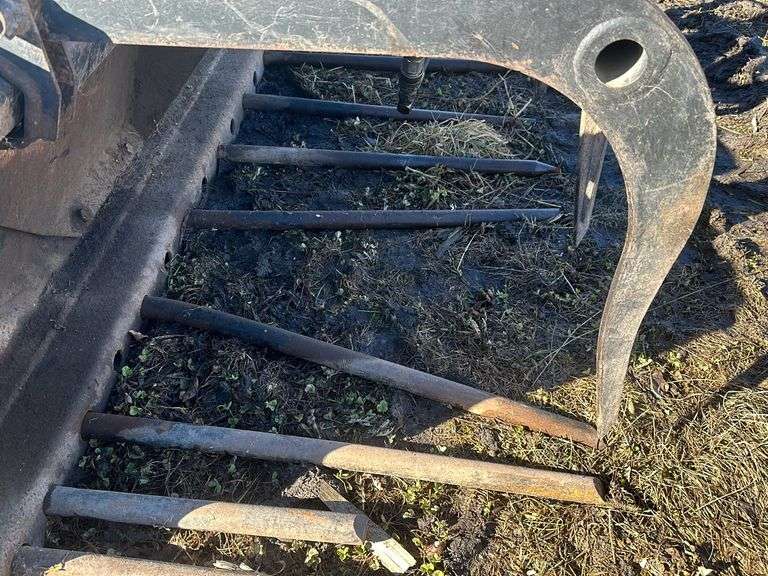 universal skid loader plate 66” Tine Form Single Grapple, universal skid loader plate
