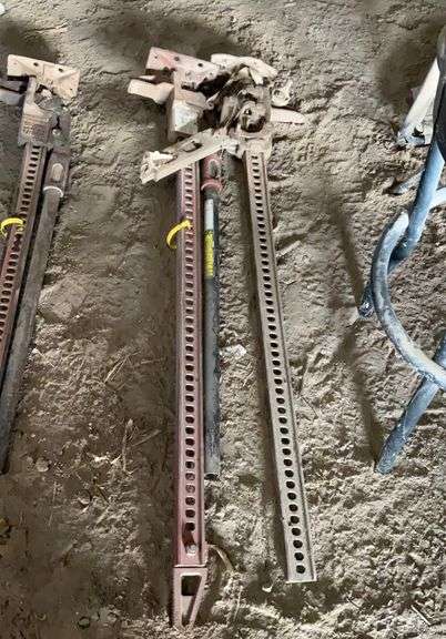 (2) hi lift jacks-one missing a handle