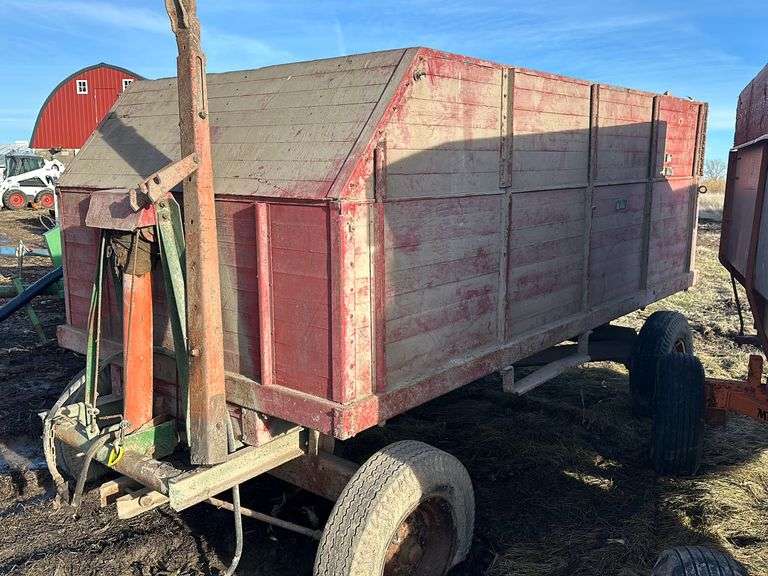 Glencoe Barge Box with hydraulic cable hoist, with Electric Running Gear