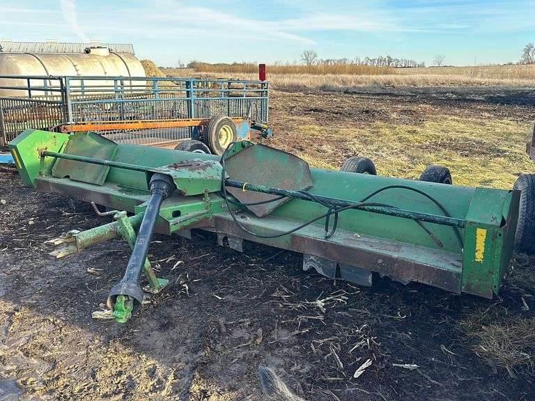 John Deere 27 Stalk Chopper, 15’, 1000PTO, 4 Whell Transport