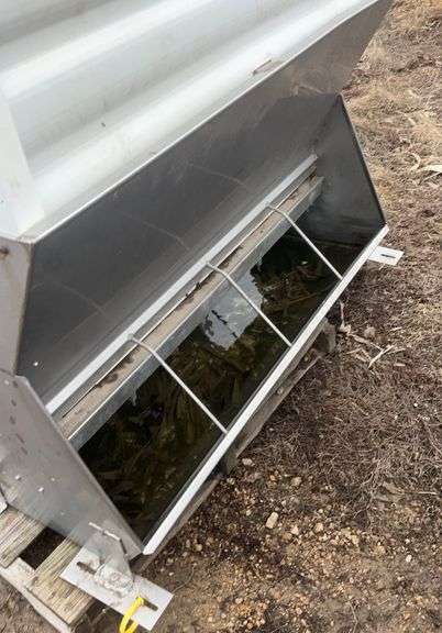 Stainless steel pig feeder/waterer with extension