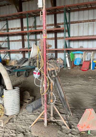 Electrical cords, electrical cord stand with switch, work lights on stand