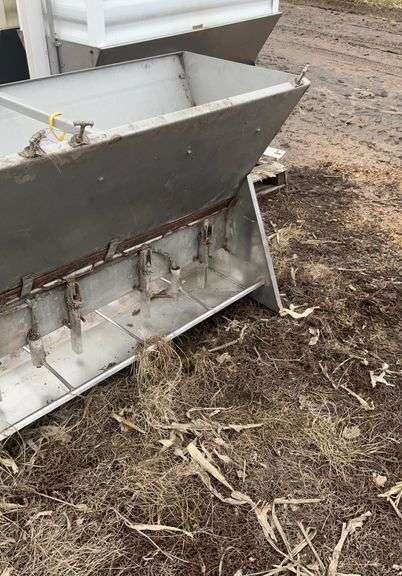 Stainless steel pig feeder/waterer