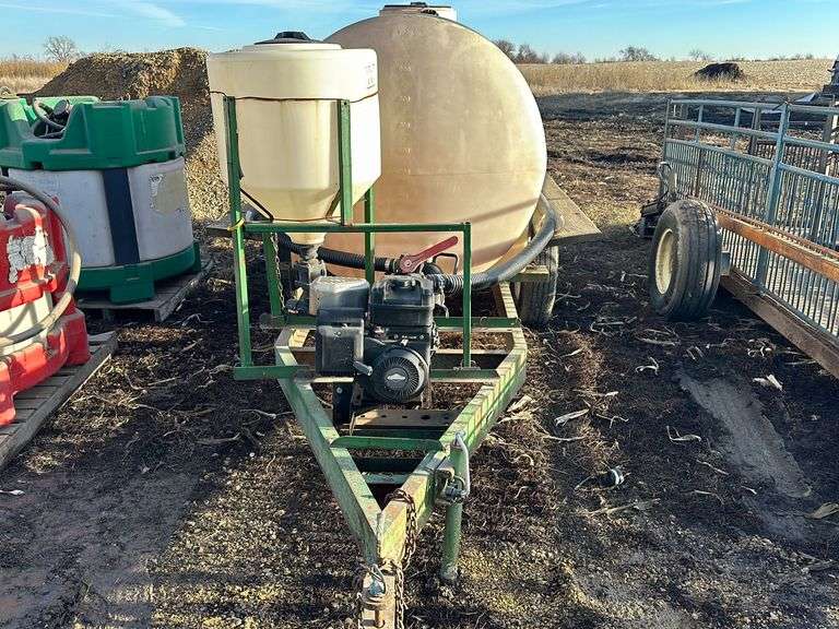 1000 Gallon Water Tender on Tandem Axle Trailer, Transfer Pump with Briggs and Stratton Motor, 35 Ga