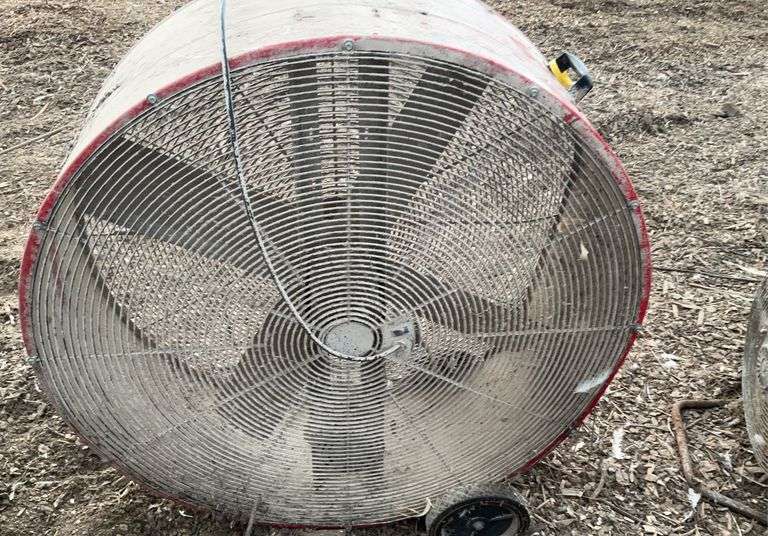 46” wheeled fan