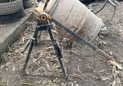 Portable electric cement mixer