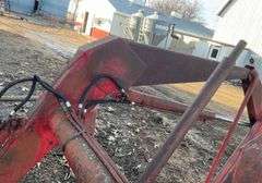 Westendorf  WL-42 All-Matic Loader with bucket and bale spear