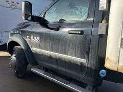 2015 Dodge Ram 5500 Regular Cab with Johnson Refrigerated 11’ Body, Onboard Compressor, Power Plugin