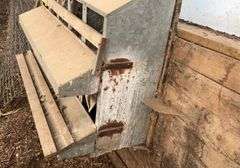Chicken nesting box-(buyer responsible for removal)