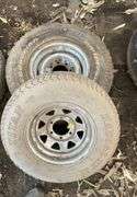 225/75/15 tire with six bolt rim, 265/75/16 tire with eight bolt rim