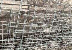 Wire hog panels, wire