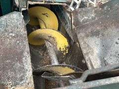 Arts-Way 500 Mixer Mill, 1000PTO, Weigh-Tronix 715 Scale, hydraulic drive load auger, extra screens,