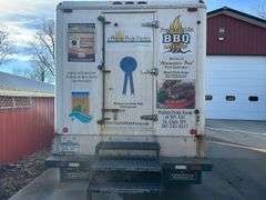 2015 Dodge Ram 5500 Regular Cab with Johnson Refrigerated 11’ Body, Onboard Compressor, Power Plugin