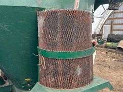 Arts-Way 500 Mixer Mill, 1000PTO, Weigh-Tronix 715 Scale, hydraulic drive load auger, extra screens,