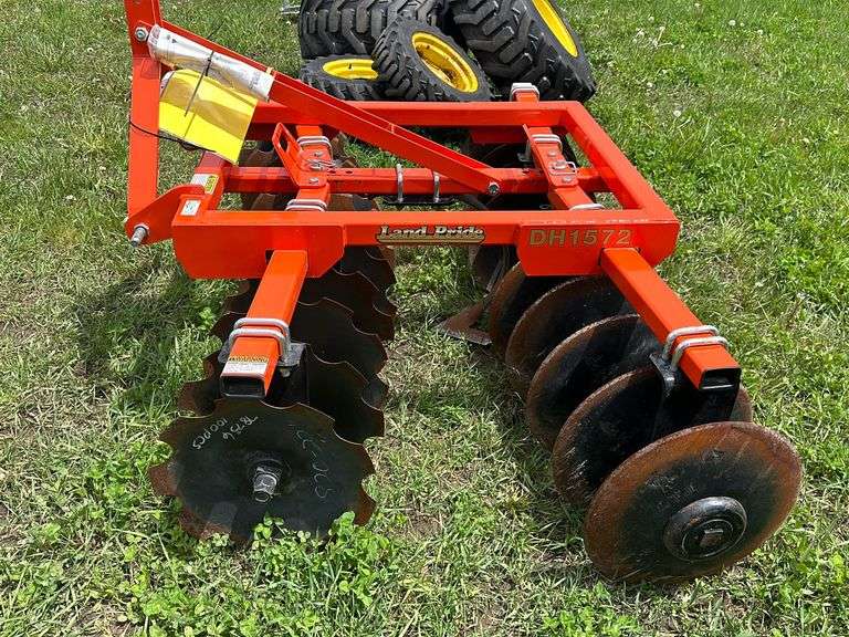 Land Pride 1572 Tandem Disc, 6', Notched Blades, 3pt. HamiltonMaring