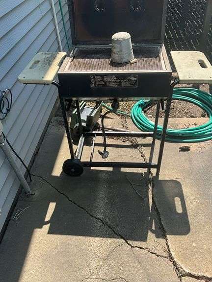 Holland Barbecue Grill