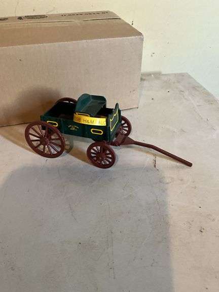 Die Cast  John Deere Buckboard  Wagon