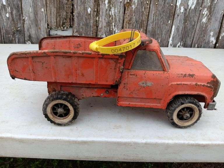 TONKA VINTAGE METAL DUMP TRUCK ORANGE